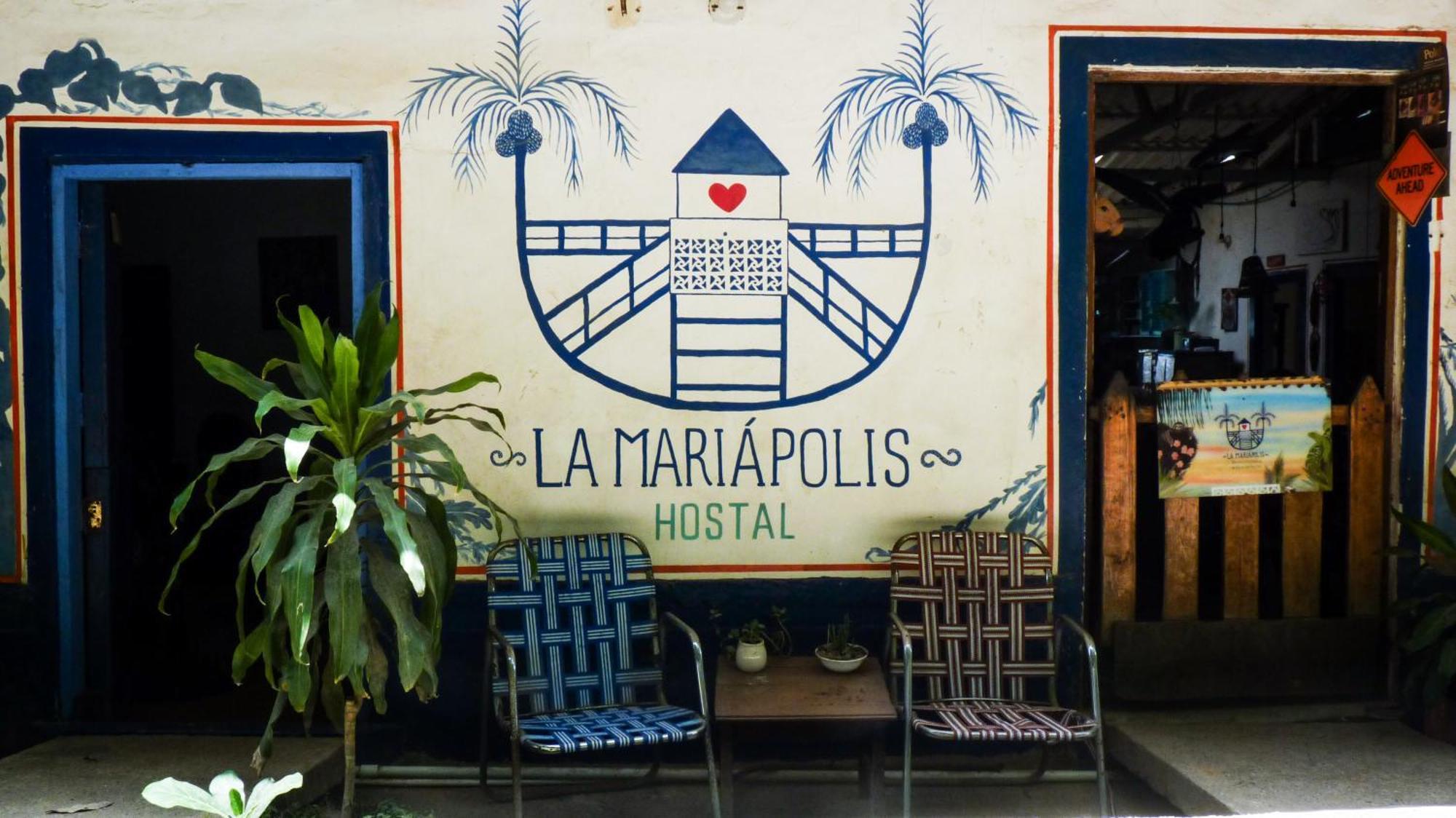 Hostal La Mariapolis เนโคคลิ ภายนอก รูปภาพ